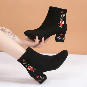 Женские плюшевые сапоги с вышивкой на щиколотке в китайском стиле, большие размеры, осенние ботинки на высоком каблуке