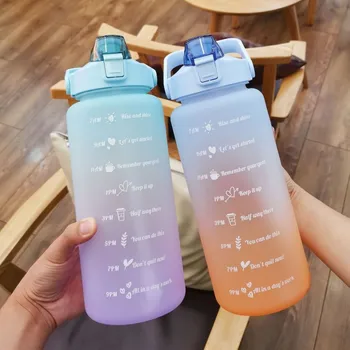 Симпатичная бутылка для воды объемом 2 литра с наклейками, соломенная крышка, напоминающая о шкале времени, Матовая чашка для занятий спортом на открытом воздухе, Кавайная бутылка для воды